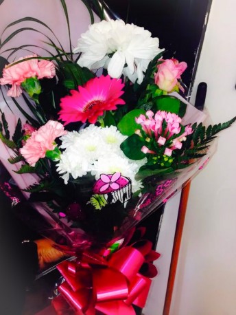 fresh vibrant bouquet